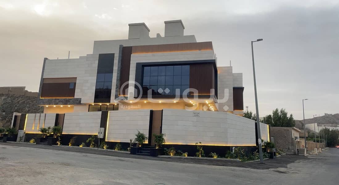 Two Floors Villa And Annex For Sale In Al Huwaya, Taif