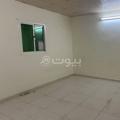 4 Bedroom Floor for Rent in Jeddah, Western Region - Floor for single's for rent in Bryman, north of Jeddah