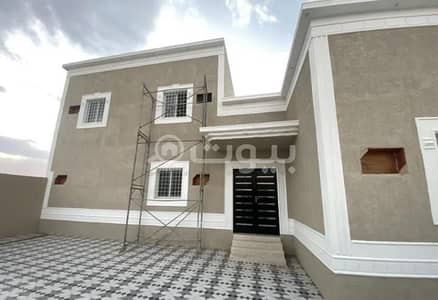 5 Bedroom Floor for Sale in Baish, Jazan Region - floor for sale in Jomae 3 scheme