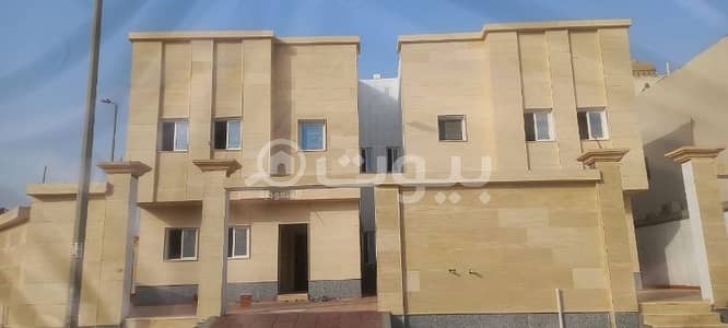 4 Bedroom Villa for Sale in Dammam, Eastern Region - Duplexes for sale in King Fahd suburb Dammam