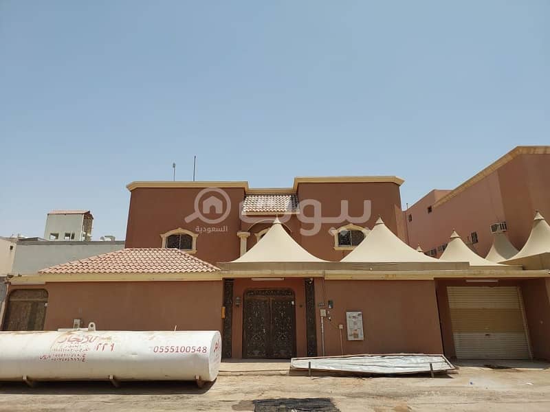 فيلا درج صالة مع شقة للبيع في حي الدار البيضاء، جنوب الرياض