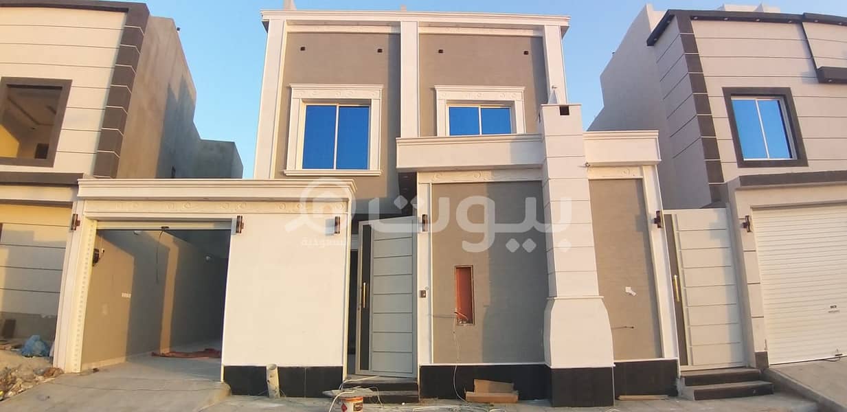 Internal Staircase Villa With Availability Of Establishing Apartment For Sale In Al Dar Al Baida, South Riyadh