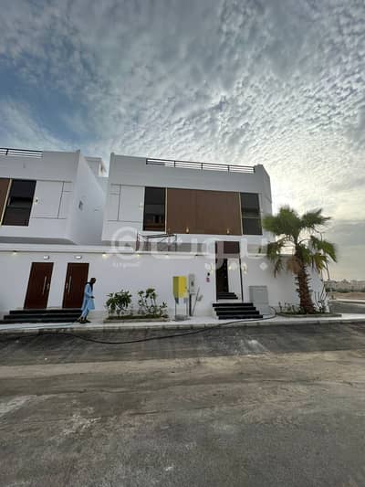 7 Bedroom Villa for Sale in Jeddah, Western Region - Villa for sale in Al Hamdaniyah, North Jeddah