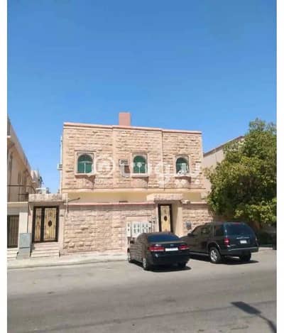 2 Bedroom Residential Building for Sale in Dammam, Eastern Region - Residential Building | 3 Floors and an annex for sale in Al Itisalat, Dammam