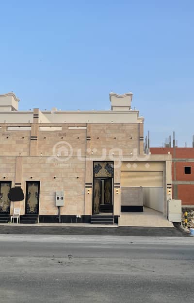 فیلا 4 غرف نوم للبيع في جدة، المنطقة الغربية - للبيع دور وملحق في جدة حي الرياض