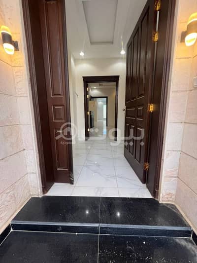5 Bedroom Villa for Sale in Jeddah, Western Region - مدخل الفيلا