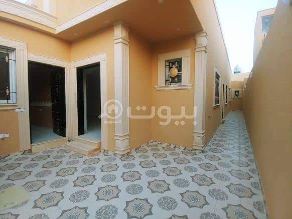 Ground floor with availability for establishing of 3 apartments in Al-Suwaidi, west of Riyadh