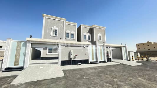 4 Bedroom Villa for Sale in Al Jubail, Eastern Region - For Sale Two Floors Villa And Annex In Al Jubail Suburb, Al Jubail