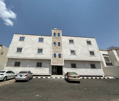 3 Bedroom Flat for Sale in Taif, Western Region - Apartment For Sale In Al Huwaya, Taif