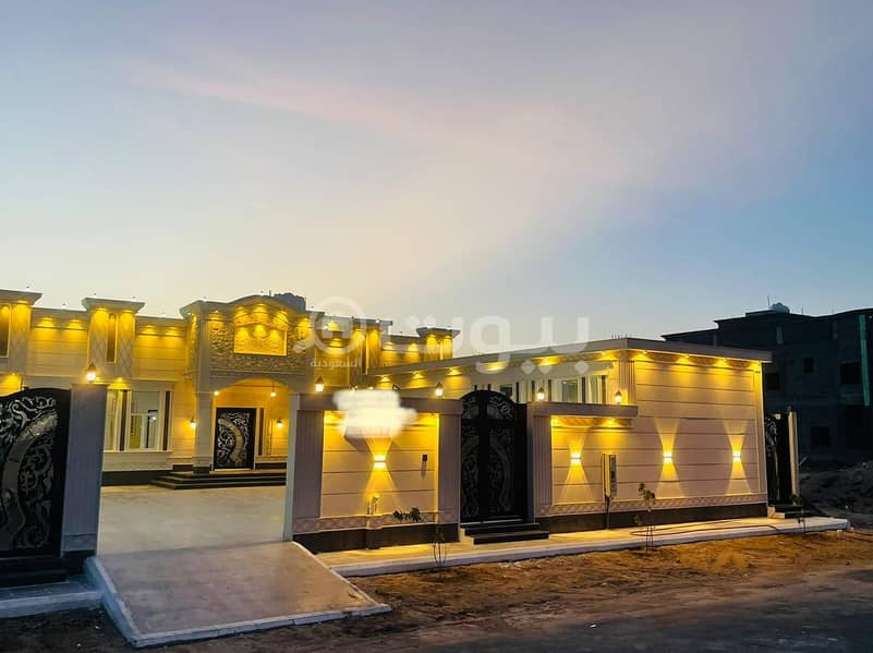 1-Floor Villa and annex for sale in Al Jamia Scheme, Najran