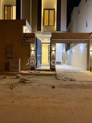 فیلا 4 غرف نوم للبيع في الرياض، منطقة الرياض - فيلا للبيع في عريض، جنوب الرياض