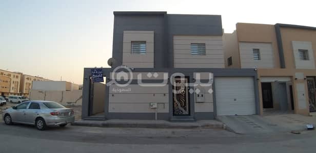دور 3 غرف نوم للبيع في الرياض، منطقة الرياض - دور علوي بصك للبيع في حي الدار البيضاء جنوب الرياض