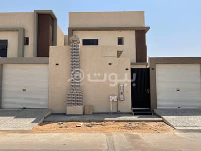 6 Bedroom Villa for Sale in Unayzah, Al Qassim Region - Villa with a yard for sale in Al Manar District, Unayzah
