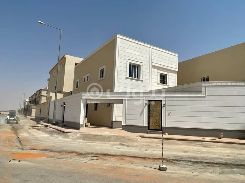 Corner villa with internal stairs only for sale in Al-Rimal Al-Saedan neighborhood, east of Riyadh