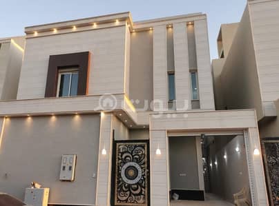 4 Bedroom Villa for Sale in Riyadh, Riyadh Region - Villa with internal stairs and an apartment for sale in Al Rimal, East of Riyadh