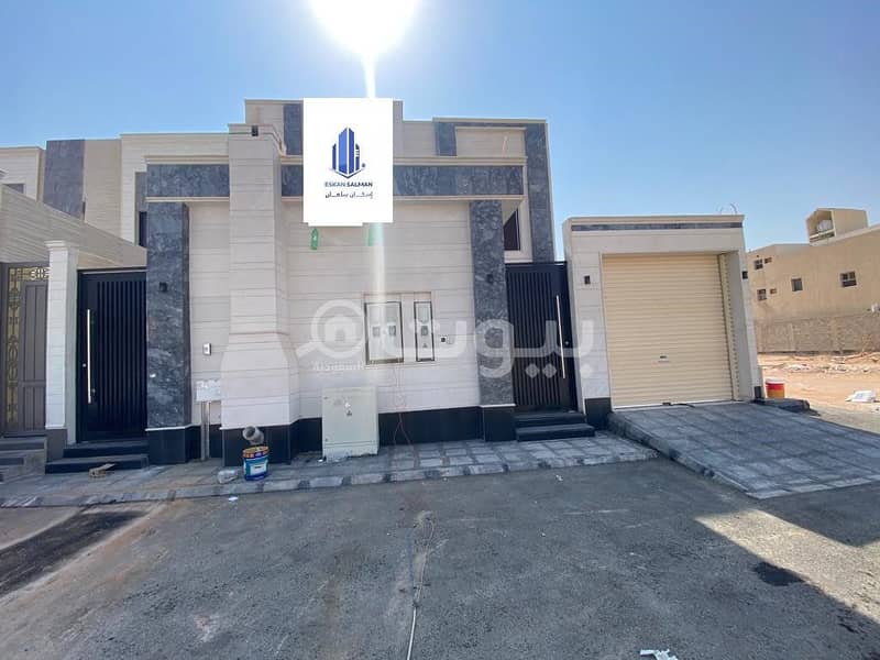 Villa with a roof for sale in Al Rimal, East of Riyadh