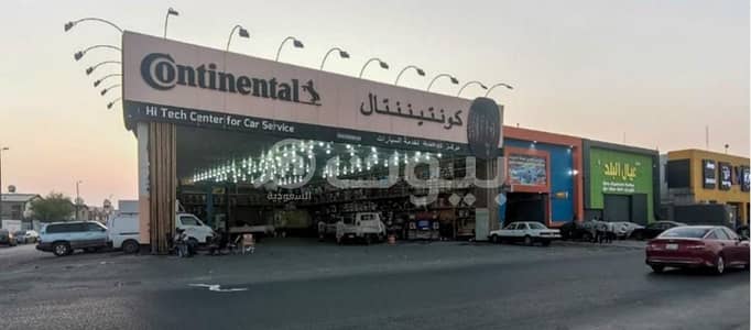 Shop for Sale in Dammam, Eastern Region - For sale a workshop Building consists of 3 showrooms, Al Khodaryah district, Dammam