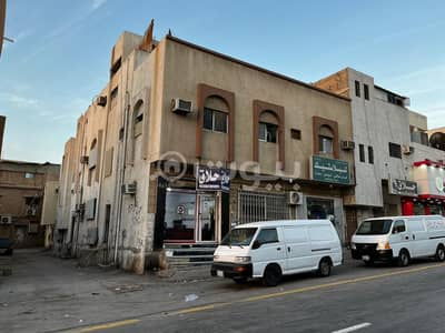 محل تجاري  للبيع في الرياض، منطقة الرياض - محل للإيجار في حي الخالدية وسط الرياض