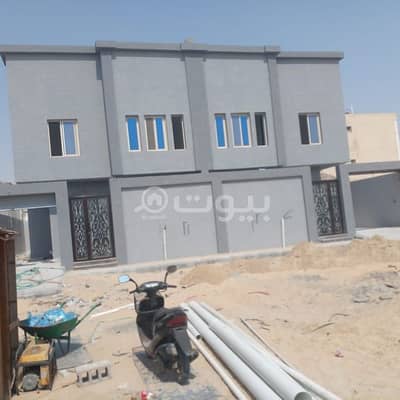 5 Bedroom Villa for Sale in Al Khobar, Eastern Region - Contiguous villas for sale in Al-Sawari district Al-Aziziyah Al-Khobar