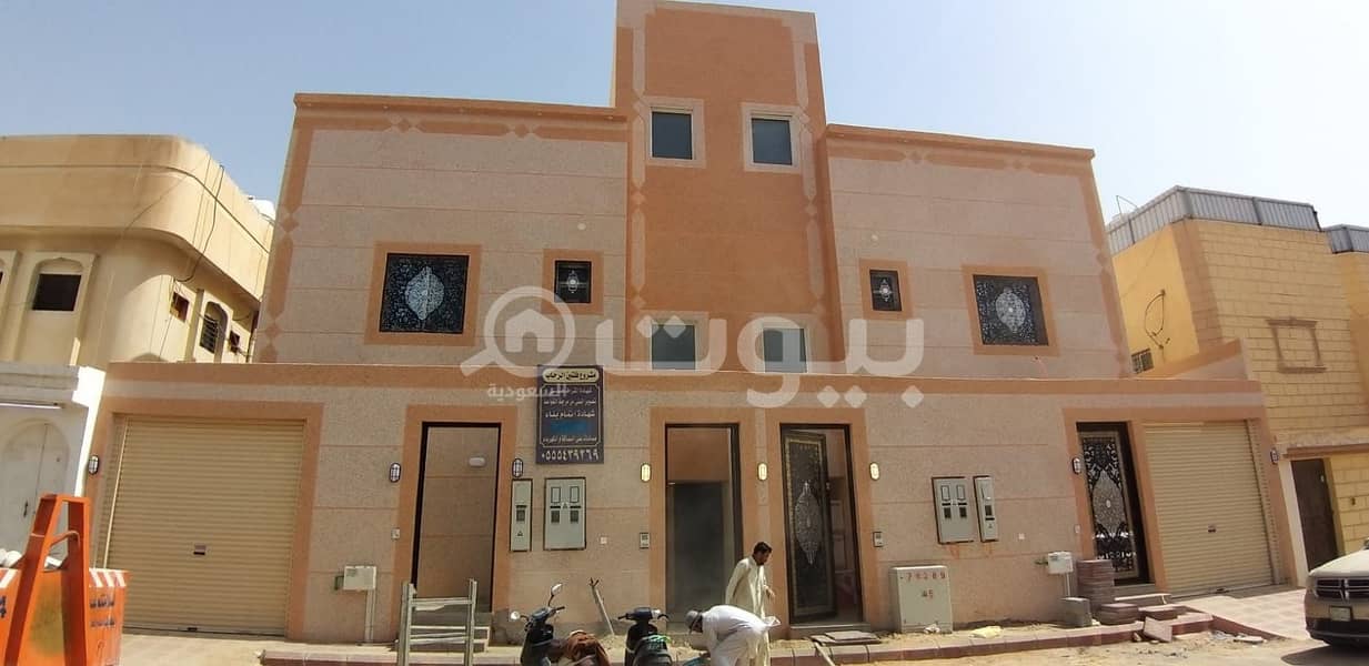 floor with an apartment for sale in the Aziziyah district, south of Riyadh
