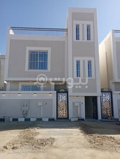 فیلا 5 غرف نوم للبيع في خميس مشيط، منطقة عسير - روف للبيع حي الدوحة خميس مشيط
