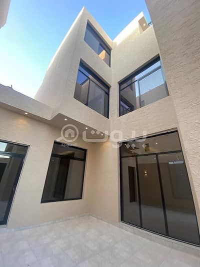 5 Bedroom Villa for Sale in Riyadh, Riyadh Region - Internal Staircase Villa For Sale In Al Arid, North Riyadh