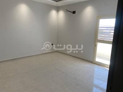 5 Bedroom Villa for Sale in Khamis Mushait, Aseer Region - Roof villa for sale in Al jameen District, Khamis Mushait