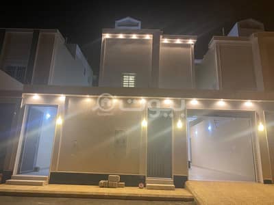 فیلا 6 غرف نوم للبيع في الرياض، منطقة الرياض - للبيع فيلا درج صالة وشقة في الشفا، جنوب الرياض