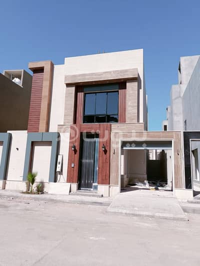 5 Bedroom Villa for Sale in Riyadh, Riyadh Region - For sale a personal building villa in Al munsiyah neighborhood, east of Riyadh