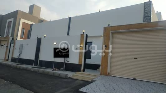 3 Bedroom Floor for Sale in Jeddah, Western Region -