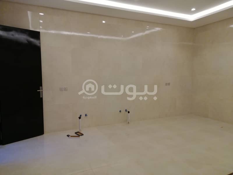 فيلا للبيع بحي غرناطة درج صالة
