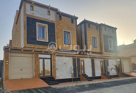 5 Bedroom Villa for Sale in Jeddah, Western Region - Contiguous villa for sale in Al Zumorrud, North Jeddah