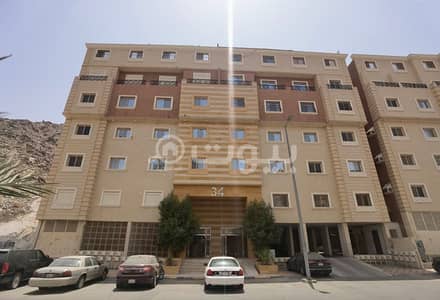 3 Bedroom Flat for Sale in Makkah, Western Region - Corner Apartment For Sale In Batha Quraysh, Makkah
