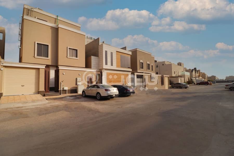 For sale villa with internal stairs and apartment system two floors in Al Arid, north of Riyadh