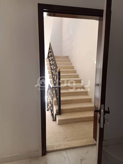 5 Bedroom Floor for Sale in Madina, Al Madinah Region -