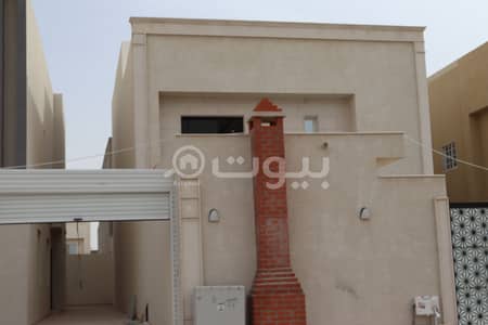 6 Bedroom Villa for Sale in Unayzah, Al Qassim Region -