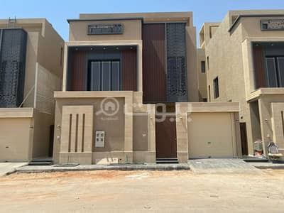 فیلا 8 غرف نوم للبيع في الرياض، منطقة الرياض - فيلا درج داخلي وشقه للبيع بحي المونسيه الغربيه