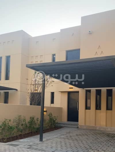 فیلا 3 غرف نوم للايجار في الرياض، منطقة الرياض - فيلا تاون هاوس للإيجار في حي سدرة، شمال الرياض