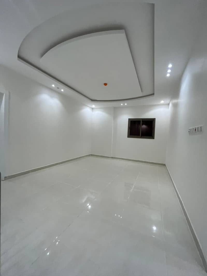 Floor in Riyadh，East Riyadh，Al Rimal 3 bedrooms 900000 SAR - 87501034