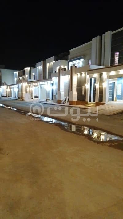 فیلا 4 غرف نوم للبيع في الرياض، منطقة الرياض - فيلا شبه متصلة + ملحق - الرياض حي بدر