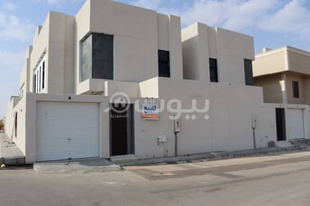 فیلا 5 غرف نوم للبيع في بريدة، منطقة القصيم - فيلا شبة متصلة - بريدة حي سلطانة