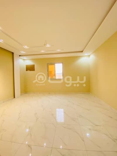 فلیٹ 5 غرف نوم للبيع في جدة، المنطقة الغربية - شقه خمس غرف وثلاث دورات مياه وصاله ومطبخ للبيع من المالك مباشرة تقبل البنوك  المساحه 180م