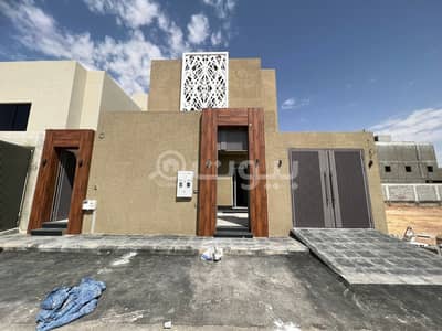 6 Bedroom Villa for Sale in Riyadh, Riyadh Region - Interior staircase villa and apartment for sale in Al Munsiyah, East Riyadh