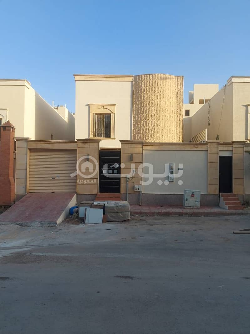 للبيع فيلا درج صالة، بحي النرجس مخطط القصور شمال الرياض