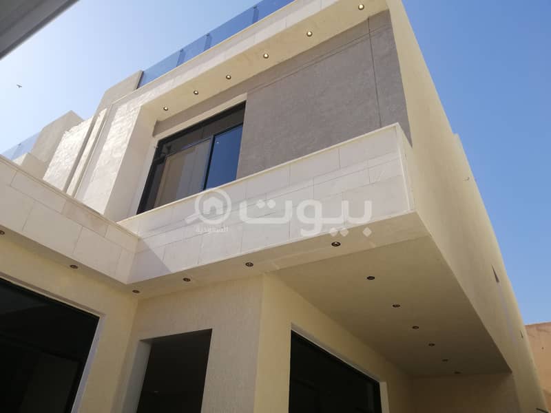 Villa staircase hall for sale in Al Munsiyah neighborhood, east of Riyadh