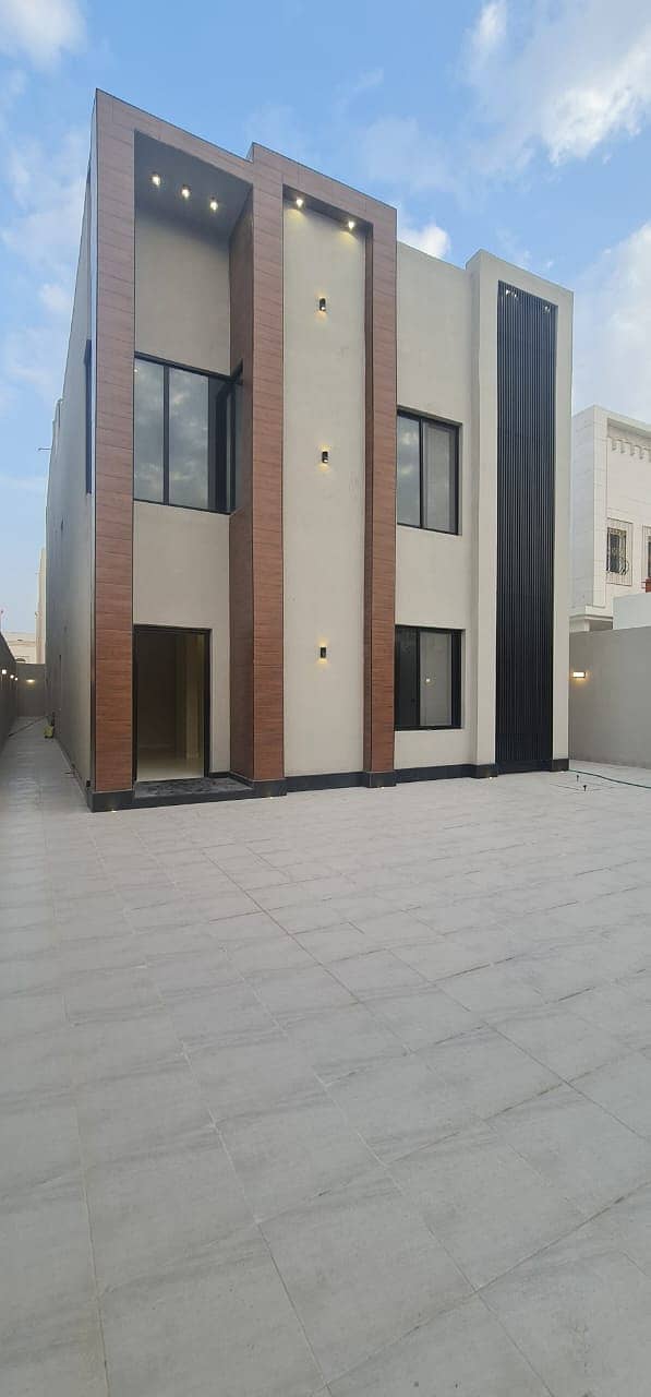 Detached Villa + Annex For Sale In Al Amwaj, Al Khobar