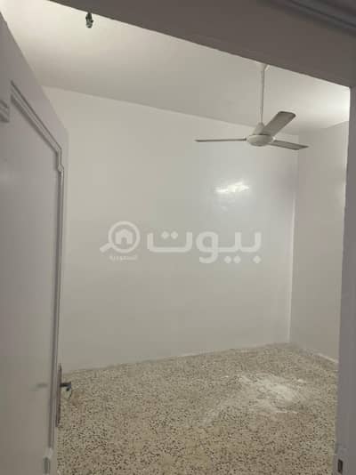 فلیٹ 3 غرف نوم للايجار في الطائف، المنطقة الغربية - شقة عزاب للإيجار في السلامة، الطائف