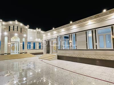 5 Bedroom Floor for Sale in Najran, Najran Region -