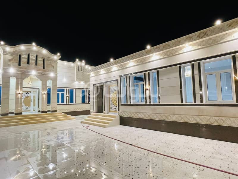 Floor in Najran，Al Jamia Scheme 5 bedrooms 1000000 SAR - 87528895
