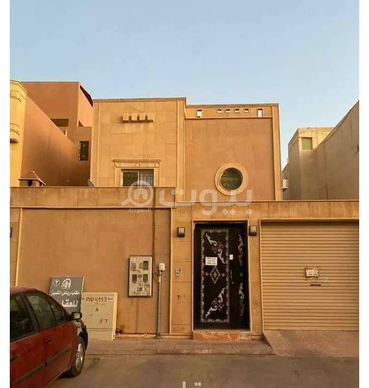 Villa 2 floors + apartment for sale in Sadaf Street in Qurtubah, east of Riyadh
